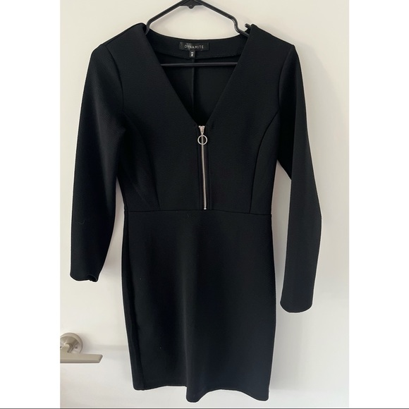🖤Zip-front Bodycon Dress (s) - Picture 2 of 4